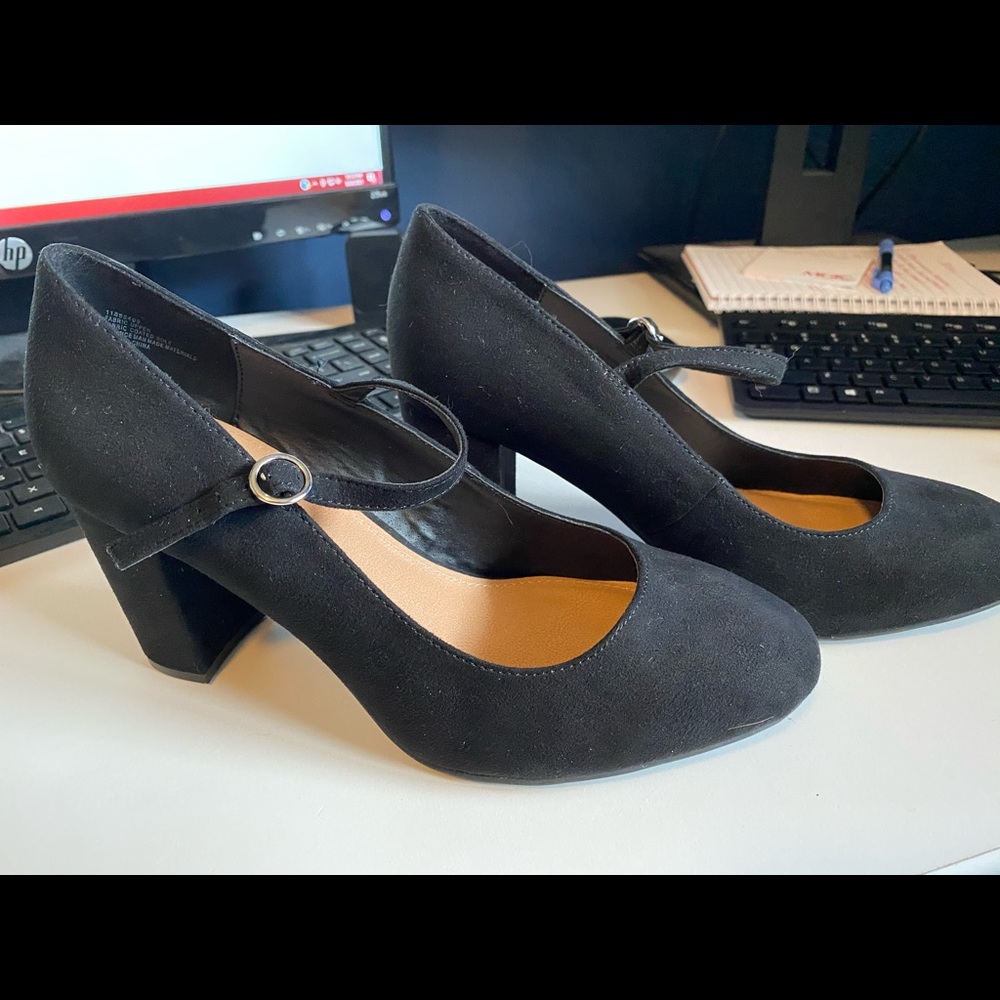 Women’s Black Mary Jane Pumps (Torrid)